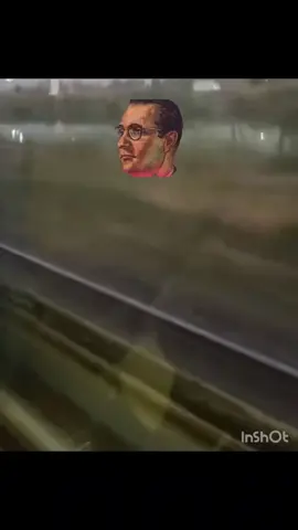 يا وابور قول لى رايح على فين يا وابور قول لى وسافرت منين يا وابور قول لي عمال تجرى قبلى وبحري تنزل وادى تطلع كوبري حوِد مره وبعدين دُغري ما تقول يا وابور رايح على فين صوتك يدوى وانت بتهوي والبعد أليم ناره تكوي والارض بساط وانت بتطوي ما تقول يا وابور رايح على فين يا وابور قول لى رايح على فين يا وابور قول لى وسافرت منين يا وابور قول لي قربت غريب وبعدت قريب وجمعت حبيب على شمل حبيب والقرب نصيب والبعد نصيب ما تقول يا وابور رايح على فين ان طال الوقت على الركاب يجرى كلامهم فى سؤال وجواب بعد شوية يبقوا احباب وده يعرف ده رايح على فين أنا رحت معاك ورجعت معاك وأنا ايه كان مقسوم لى وياك دى كانت نظره من هنا لهناك العين عرفت رايحين على فين يا وابور