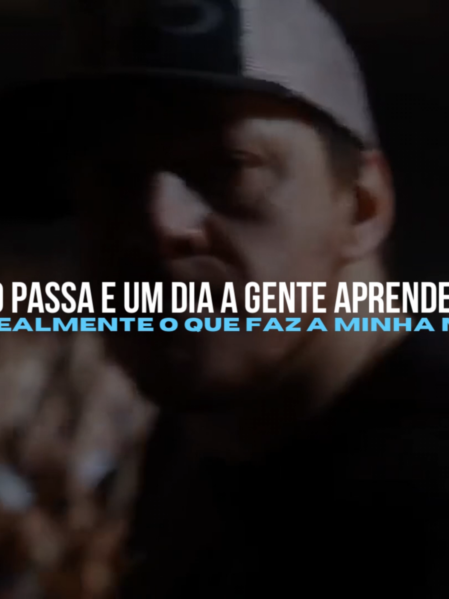 senhor do tempo #fy #fyp #charliebrownjr #chorao #choraoeterno #cbjr #viral_video #tipografia #lyricsvideo