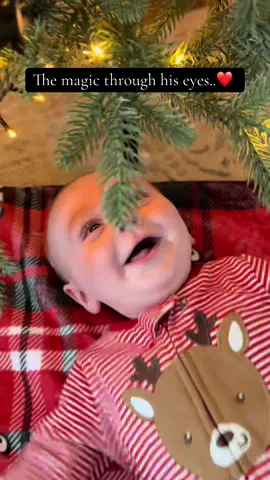 My ❤️🥹 #merrychristmas #baby #cutebaby #MomsofTikTok #christmas 