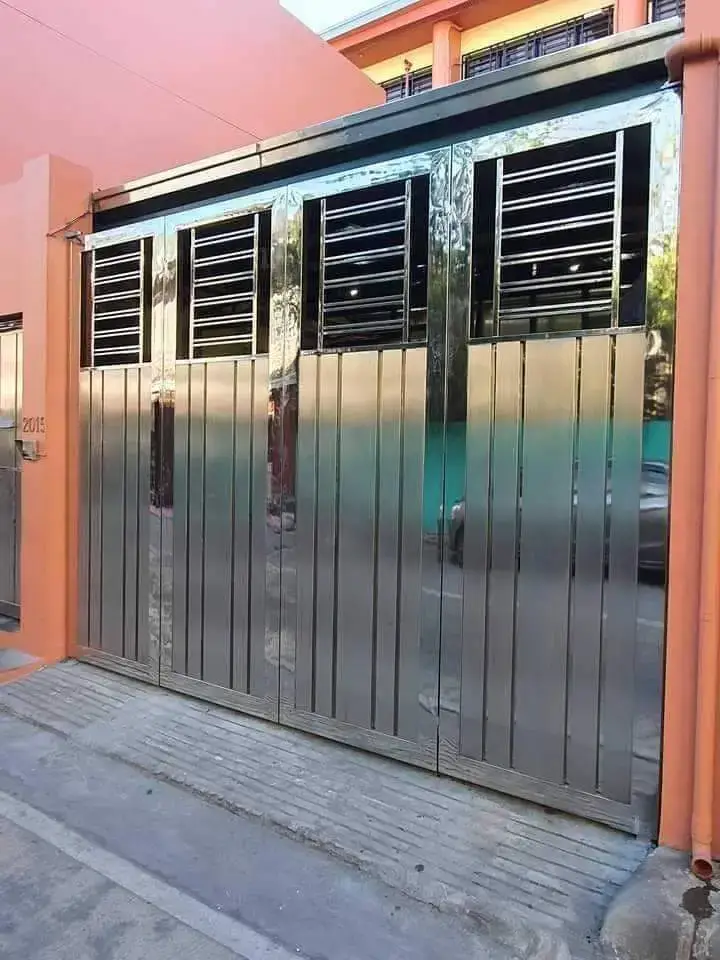 Gumagawa kami ng Gate, Railing Grills. for inquiry please pm or Call  09178096857