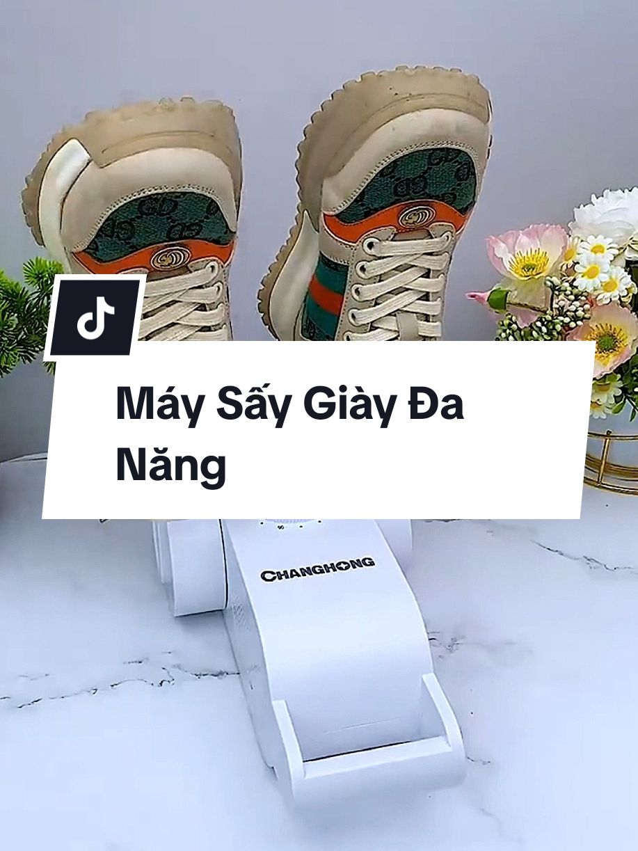 Máy Sấy Giày Đa Năng #giadung #giadungtienich #giadungtienloi #giadungthongminh #maysaygiay #maysaygiaydanang #maysaygiaykhumui #maysaygiaydietkhuan 