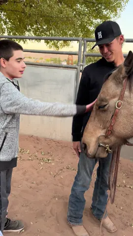 We love when our clients are happy! Here’s Alex saying “thank you” to Rocky and grabbing his toys out of the saddle bag 🤍 #specialneeds #addaptivelessons #horseridinglesson #autismaceptance #equine #fyp #foreveryone #hippotherapy #equinetherapy 