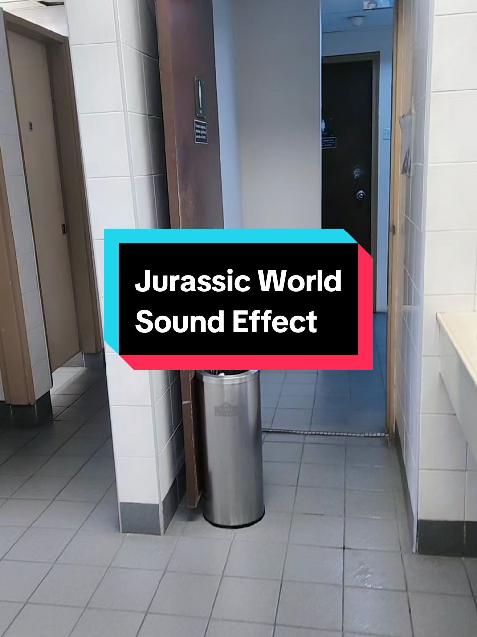 Siapa Cakap Dekat Malaysia Xder Dinosaur 🤣 #jurassicworld #jurassicpark #dinosaur #toiletmonster #monster #squeeze #sound #scary #kelakar #lawak #funny #AbamNogo 