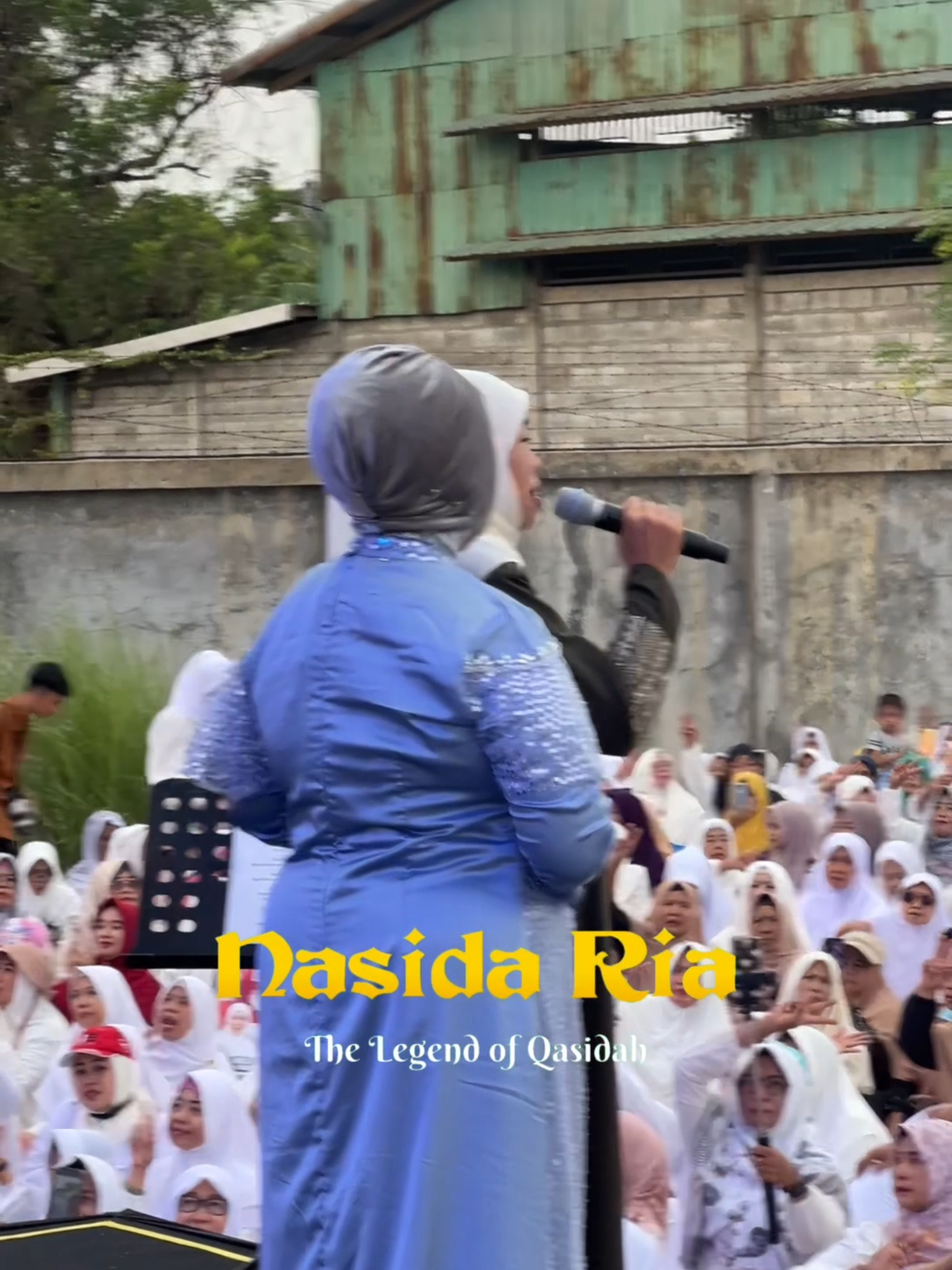 Damai damai.. semoga kita selalu dalam lindungan Allah, Amiin.. #nasidaria #qasidah #sholawat #liveperformance #makhi #nasidariasemarang🥰