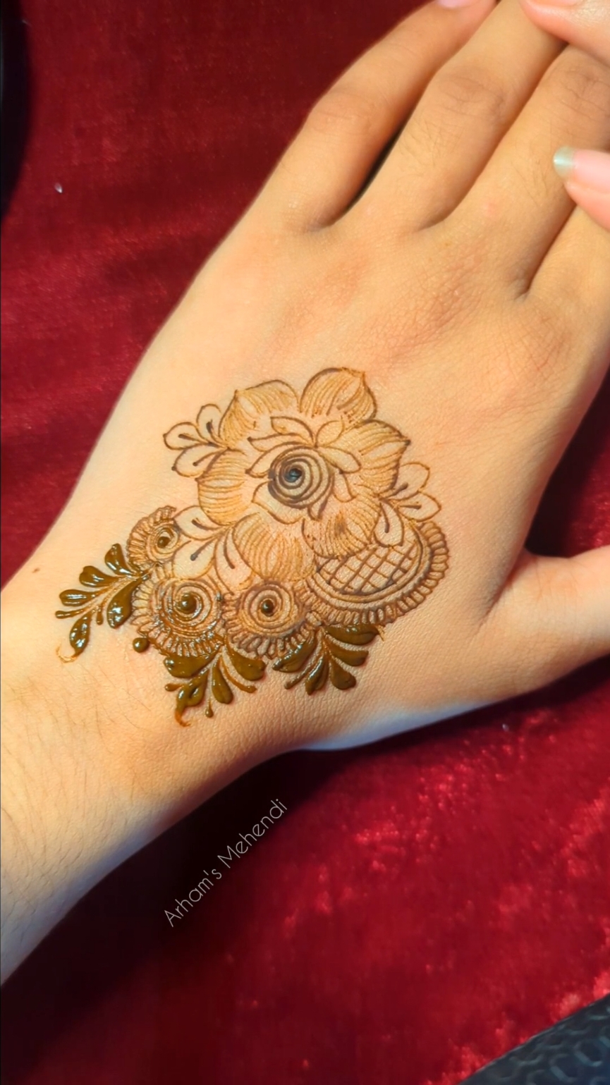 #arhamsmehendi #poryoupageシ #foryourpage #fypシ゚viral #vrial #pyfツ #1millionaudition 