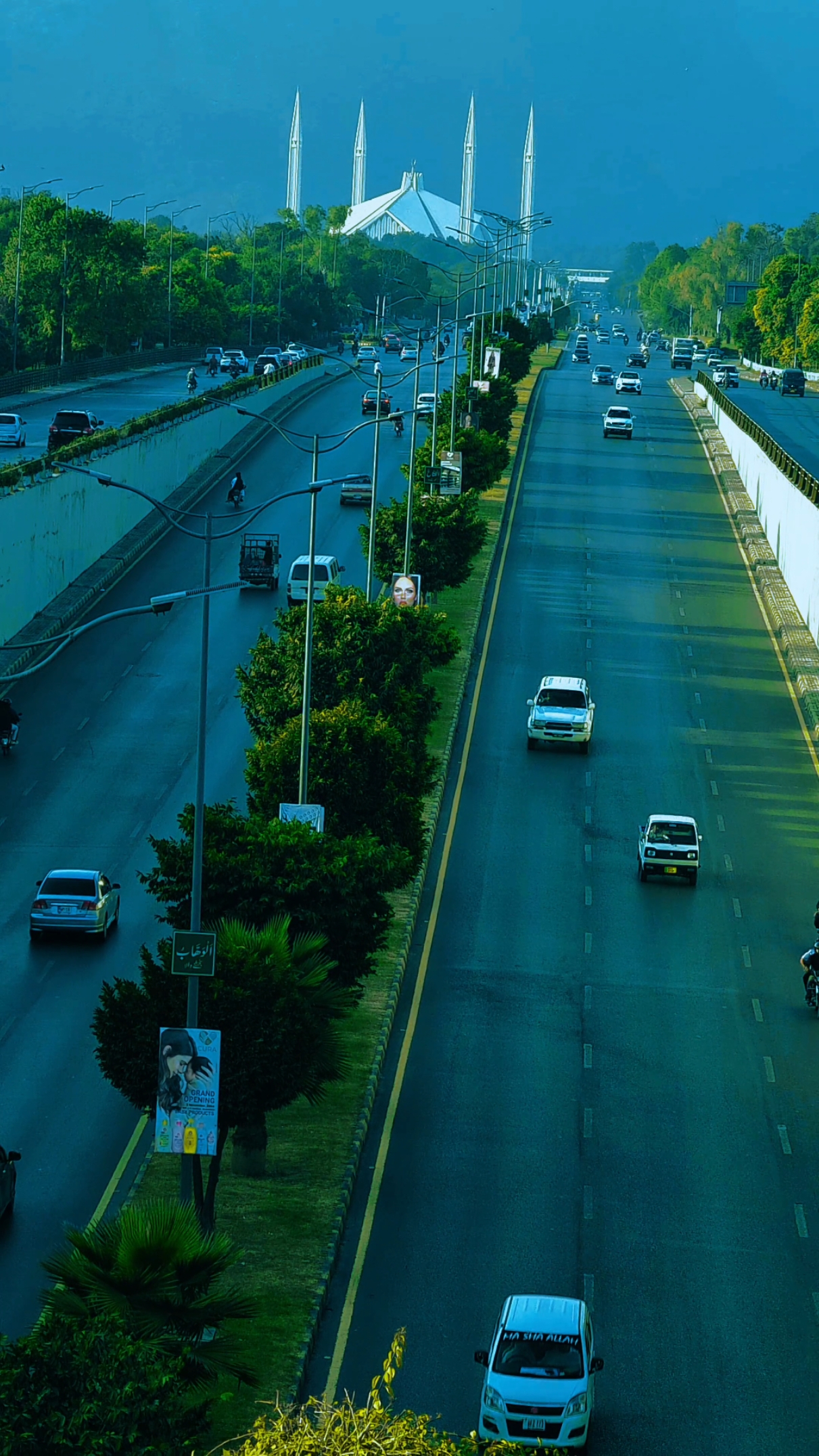 beauty Of Islamabad Capital ❤️ Islamabad Lavel Of Beauty 😍  . . . . . . . . . #islamabadcity #islamabadbeautyy0 #ghoomopakistan #viralvideo #foryou #fyp #trending #islamabad 