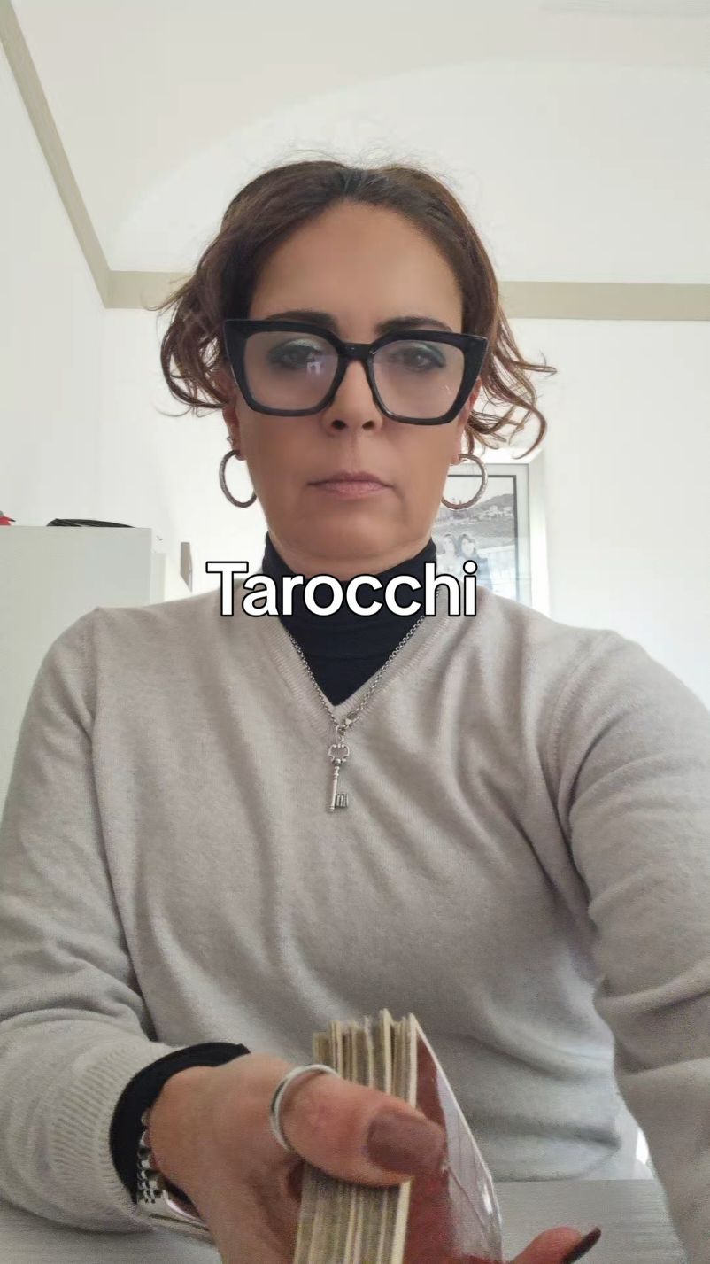 Contattami in privato per info consulti 💝  #perte #foryou #foryoupage #spirituality #vibes #positivevibes #goodvibes #tarocchi #tarot #sibille #tarocchiinterattivi #tarotreading #sibilleperte #cartomanzia #karma #interagisci🍀✨ 