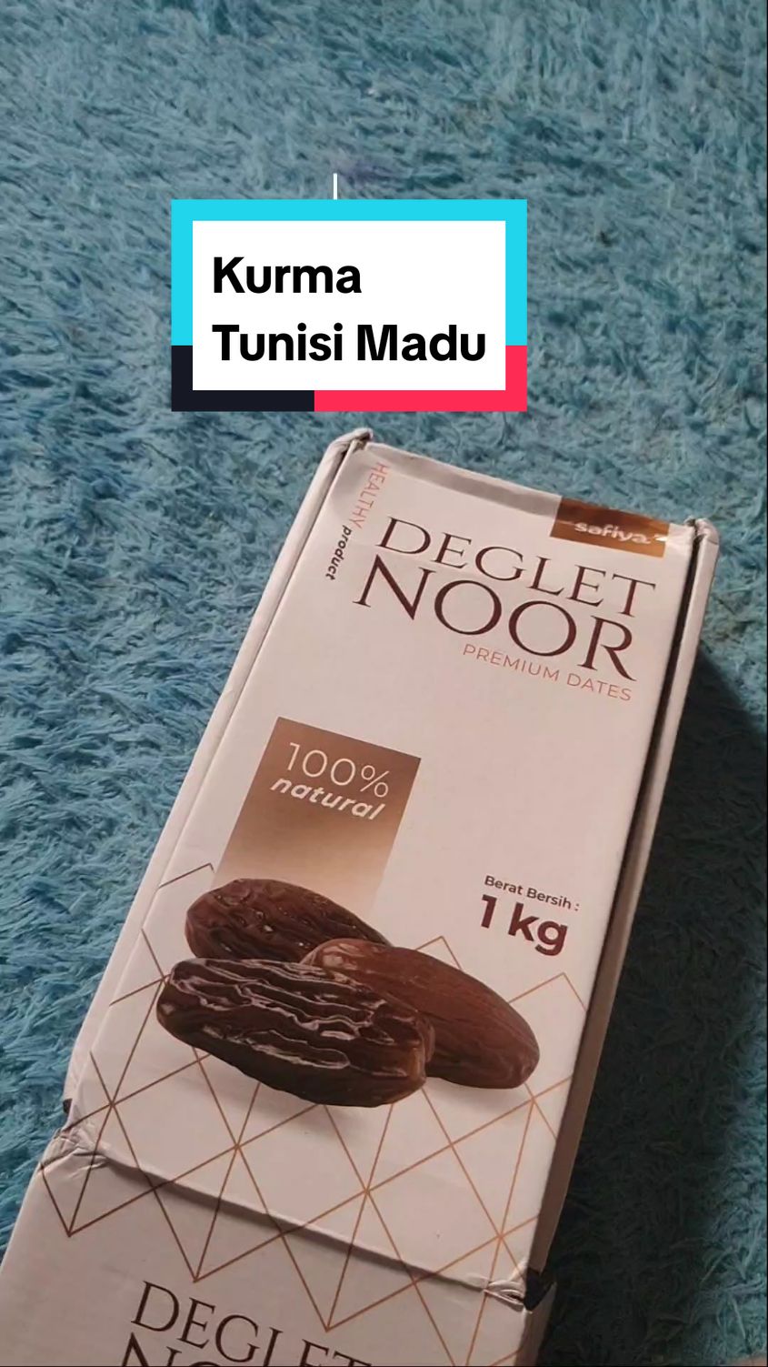 Ga usah nunggu bulan puasa untuk makan #kurmatunisia #tunisiamadu #kurmamurah letnoor #safiya #kurma 