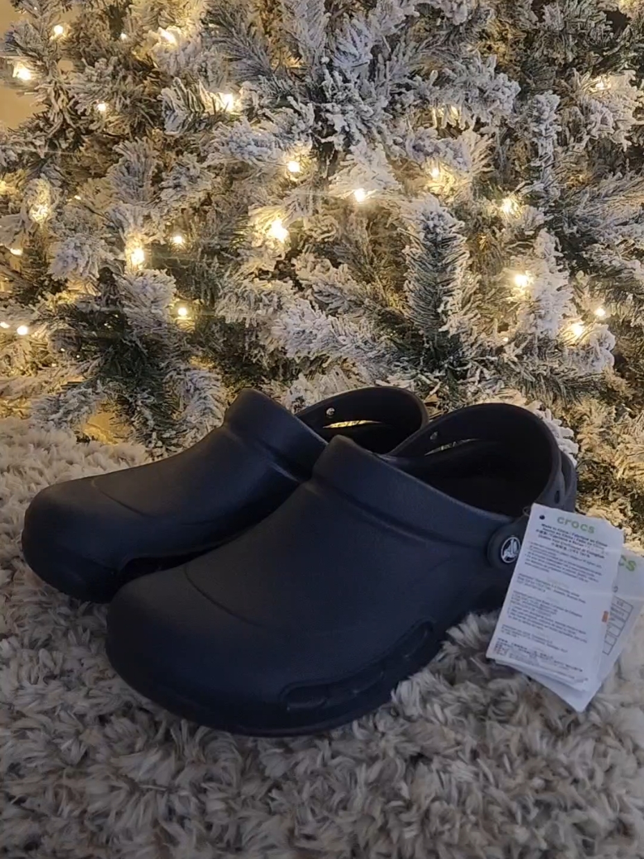 #crocs #TikTokShopBlackFriday #TTSTakeover #tiktokshopblackfriday #ttstakeover 