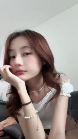 ເຈົ້າເຮັດຫຍັງຢູ່🤭