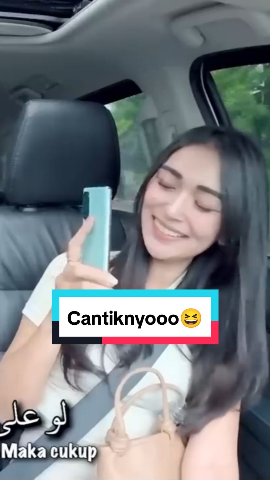 prank taxi online‼️Cewe cantik ini kena prank sampe klepek²😫🤣 setelah mendengar song arabic🤍 menyesal kalau ga ditonton sampe akhir!!😝😜 #pranksholawat #pranktaxionline  #arabicsong #ronansaefullgoban #islamic_video #pranktaksionline #sholawat #fyp #fypviral #arabic 