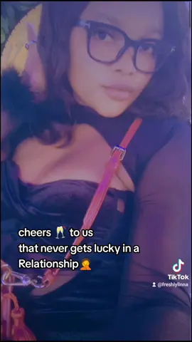 🥂