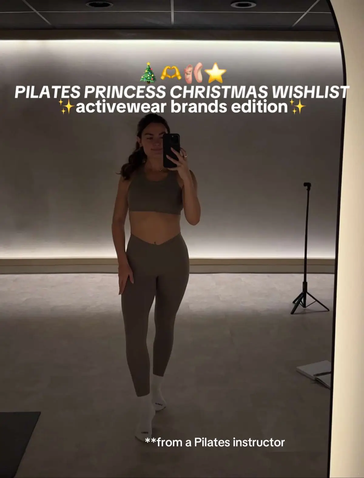 ACTIVEWEAR BRAND EDITION🎄🎄🎄 These are my tried & true recs for functional AND cute workout gear ✨🥰 did I miss any? #giftguide #pilatesprincess #wellnessgifts #pilatesinstructor 