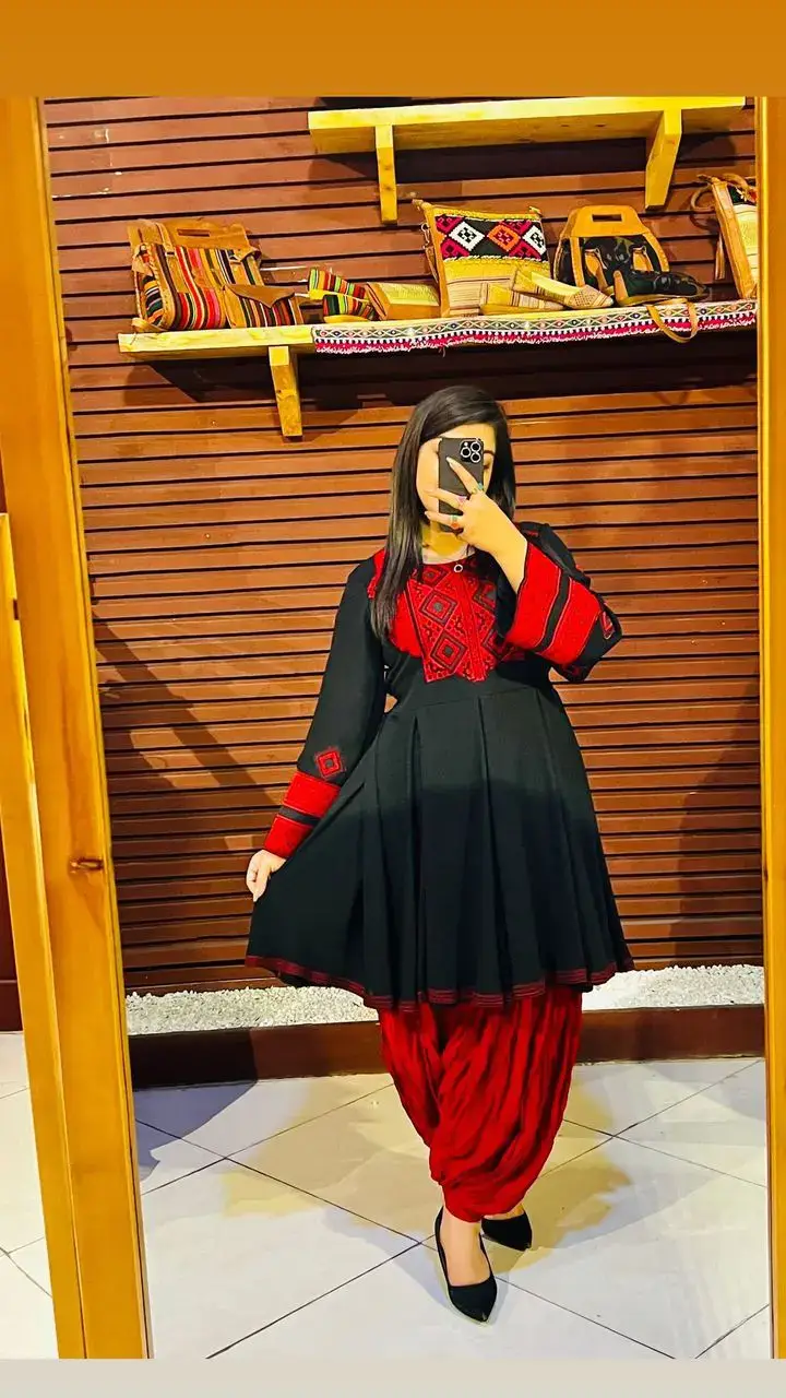 Direct Message us in our Instagram link in Bio! Worldwide 🌎 Shipping--✈ #afghankuchiboutique 👗🧵 #canada🇨🇦 #usa🇺🇸 #europe🇪🇺 #germany🇩🇪 #france🇫🇷 #uk🇬🇧 #afghanistan🇦🇫 #pakistan🇵🇰 #iran🇮🇷 #turkey🇹🇷 #dubai🇦🇪 #worldwideshipping #afghandress #kuchidress #afghanidress #afghani_tiktok #afghanclothes #handmade #bridal #لباس_افغانی #افغانها_مقیم_امریکا #afghanaroundtheworld #bridalclothes #foryou #viral #grow #fybシ #fybシviral #afghankuchidress #afghanculture 