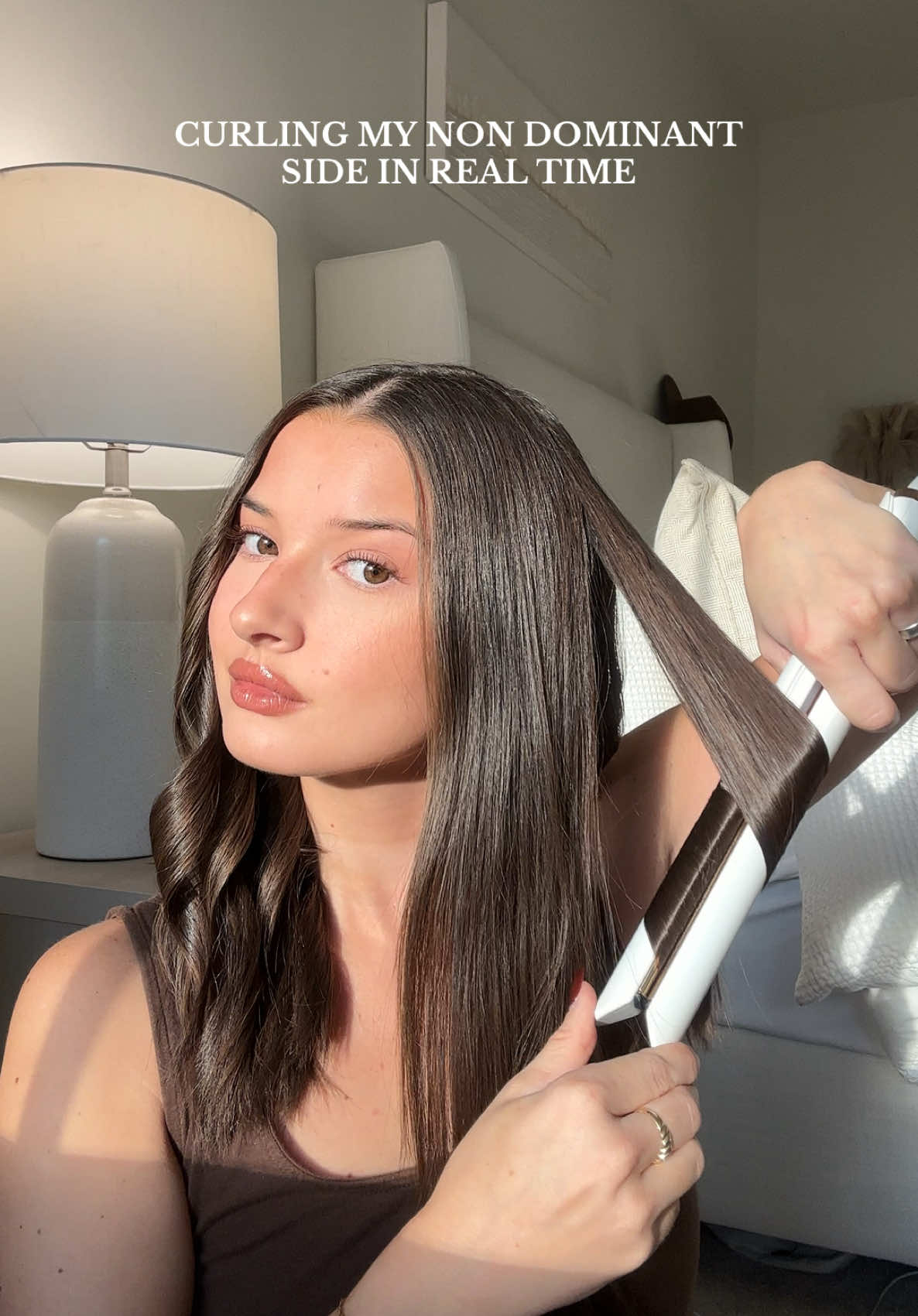 Straightener curls on my non dominant side in real time, no cuts or edits! Use this to gauge timing, making sure youre not bringing the straightener down too fast🫶🏼  #hair #hairtok #hairstyle #hairtutorials #brunette #curls #straightenercurls #howtocurlyourhair #curlinghair #holidayhair #easyhairstyles #easyhairtutorials 