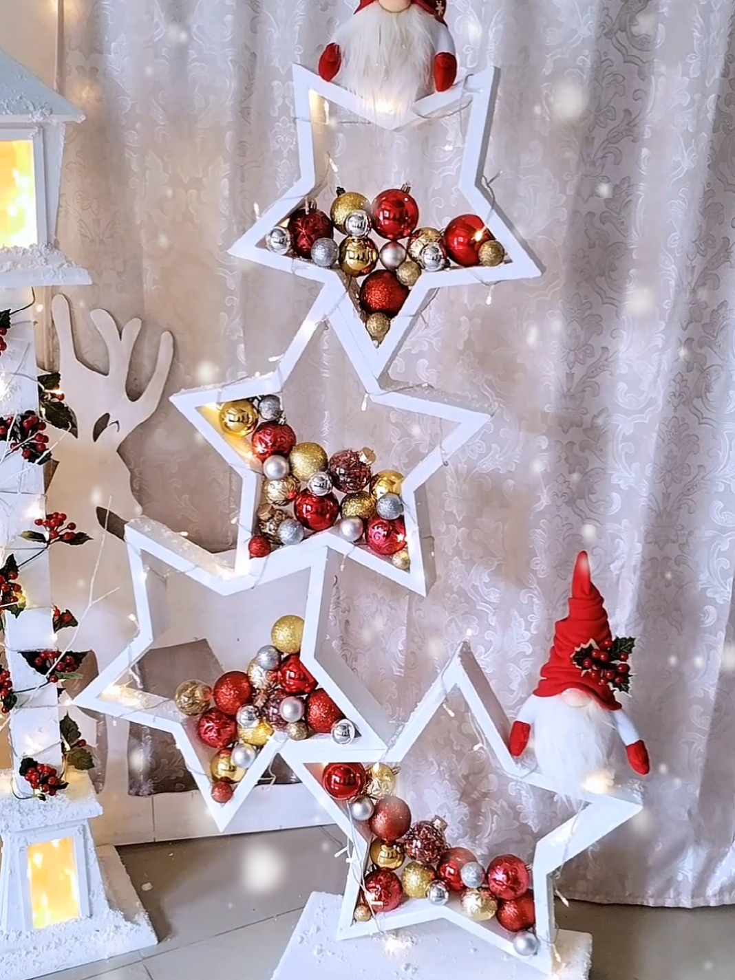 Un conjunto de estrellas de madera es una decoración  hermosa para la temporada navideña.🎁✨💫🎄🎅 - #EstrellasDeMadera - #Navidad - #DecoraciónNavideña - #Madera - #MagiaDeNavidad - #PapáNoel - #RegalosNavideños - #HogarNavideño