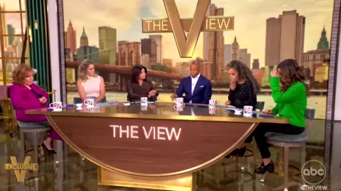 #NewYork Mayor Eric Adams stopped by #theview to discuss his indictment. 