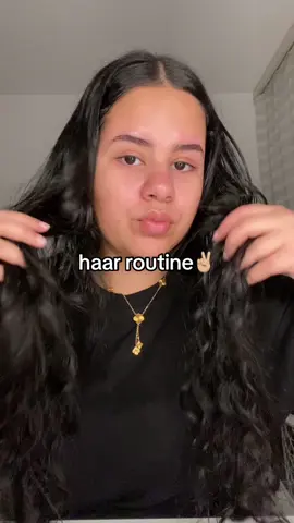 Meine Haar-Routine💗 #haircare #hairroutine #hairtok #waves #grwm #fürdich #viral #fy #foryou #beauty #foryoupage #fyp 