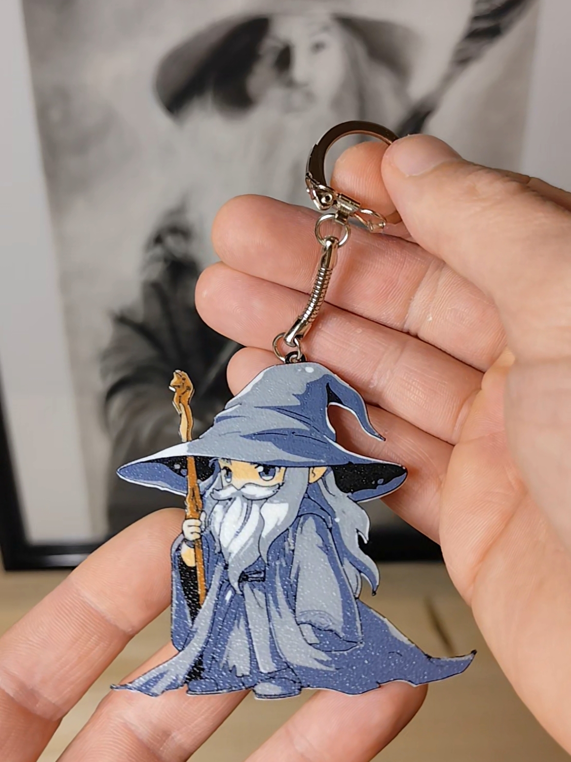 print of Gandalf chibi pour porte clés  Créé et imprimé par allFactory43 sur BambuLab A1 AMS  Environ 1H d'impression pour un personnage  Link 3D : https://cults3d.com/:2479687 #lotr #lordoftherings #leseigneurdesanneaux #bambulab #3dprinting #3d #3dprint #ringsofpower #hueforge #impression3d #impresora3d #impresiones3d 