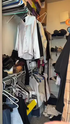 Cleaning & removing what no longer serves us to allow new blessings to come in🥹✨ #closetcleanout #closetorganization #cleaningtiktok #clean #closetmakeover 