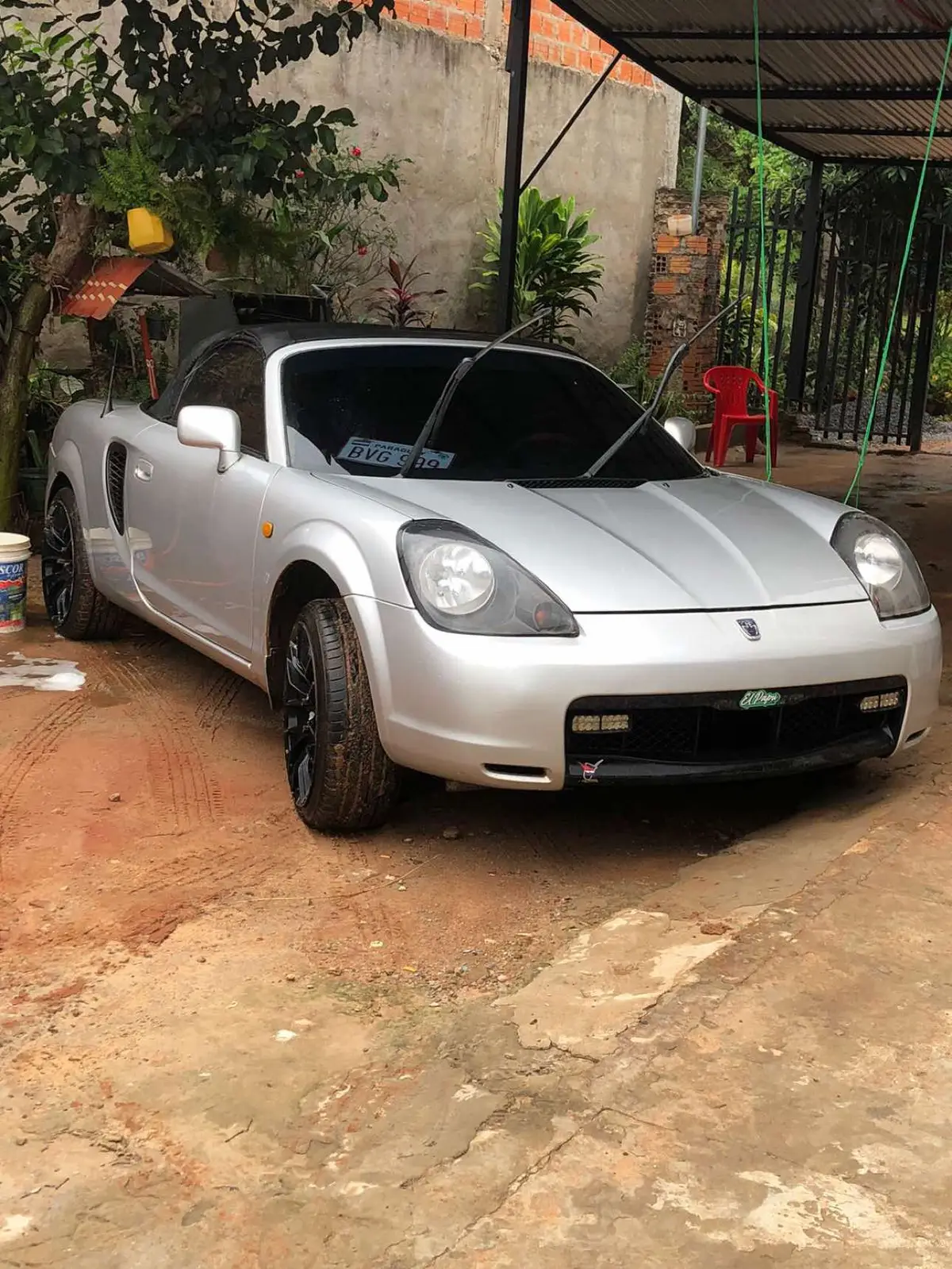 Toyota mrs año 2000 🚀 Descapotable  1.8 1zz 140 hp de fabrica 🏁 Llantas aro 17  Caja manual 190.000km  Motor recién importado hace 3 meses con 4.600km  Descapotable manual  Caja Mecanica de 5 velocidades  Aire full Mantenimiento al dia  mas info al pv #fpy #paraguay #viralvideo 