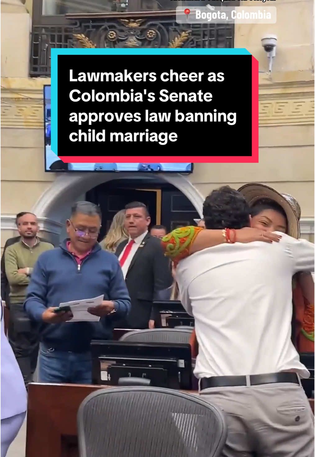 Colombian representatives erupted in cheers after the country’s Senate approved a law prohibiting the marriage of minors on Wednesday, following a 17-year campaign to ban child marriage. #colombia 