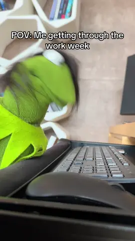 Thank you for your amazing remix @som som 🐸💚 follow my main account @Crashout Kermy #work #worklifebalance #balance #MoodSwings #fypシ #crashout #crashoutkermy #starbucks #coffee #techtok #insurance #officehumor #office 