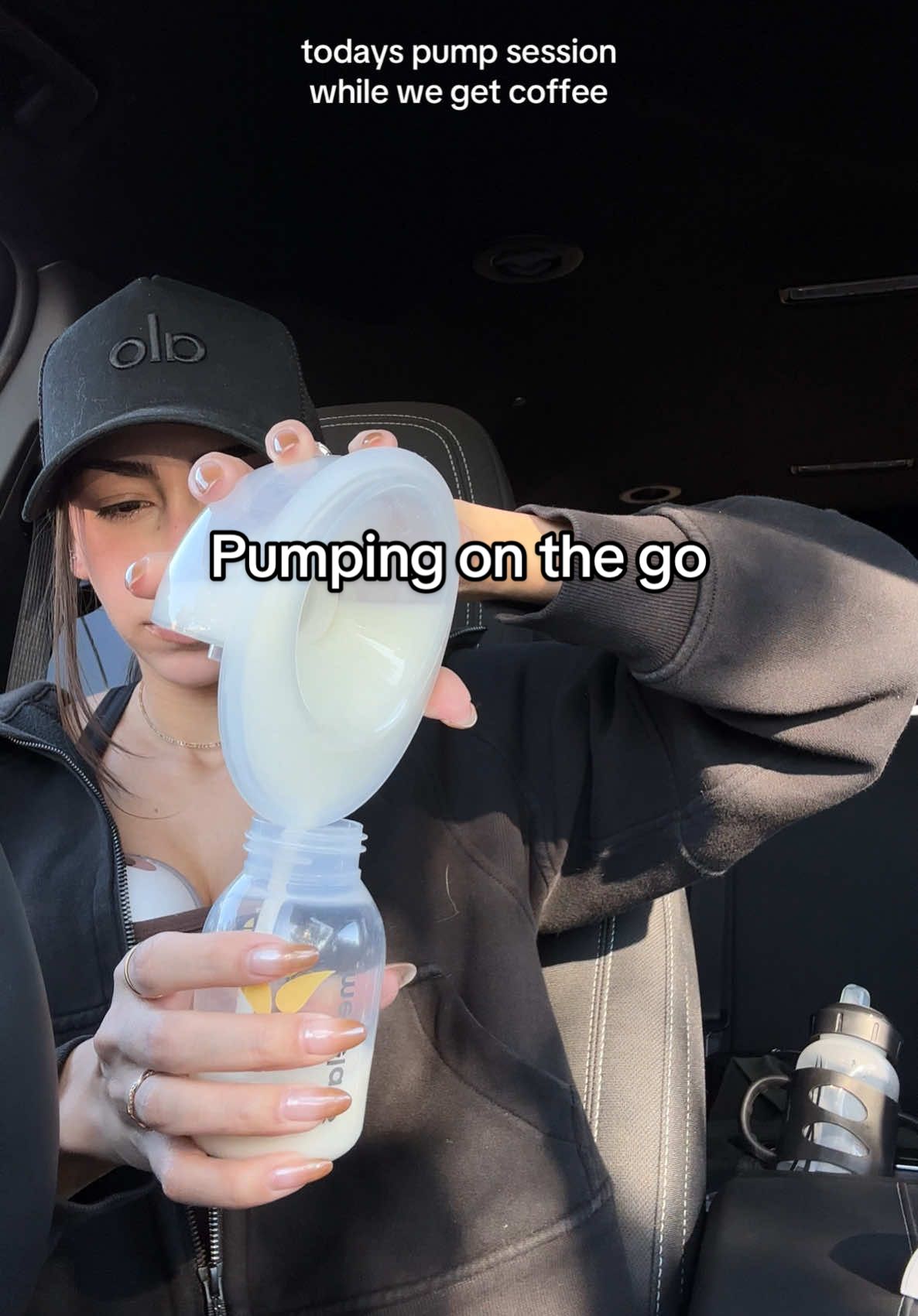 Genuinely curious how women did it before portable pumps? I literally cant go anywhere without them. @Momcozy Official #MomsofTikTok #pumpingmom #pumping #exclusivelypumping