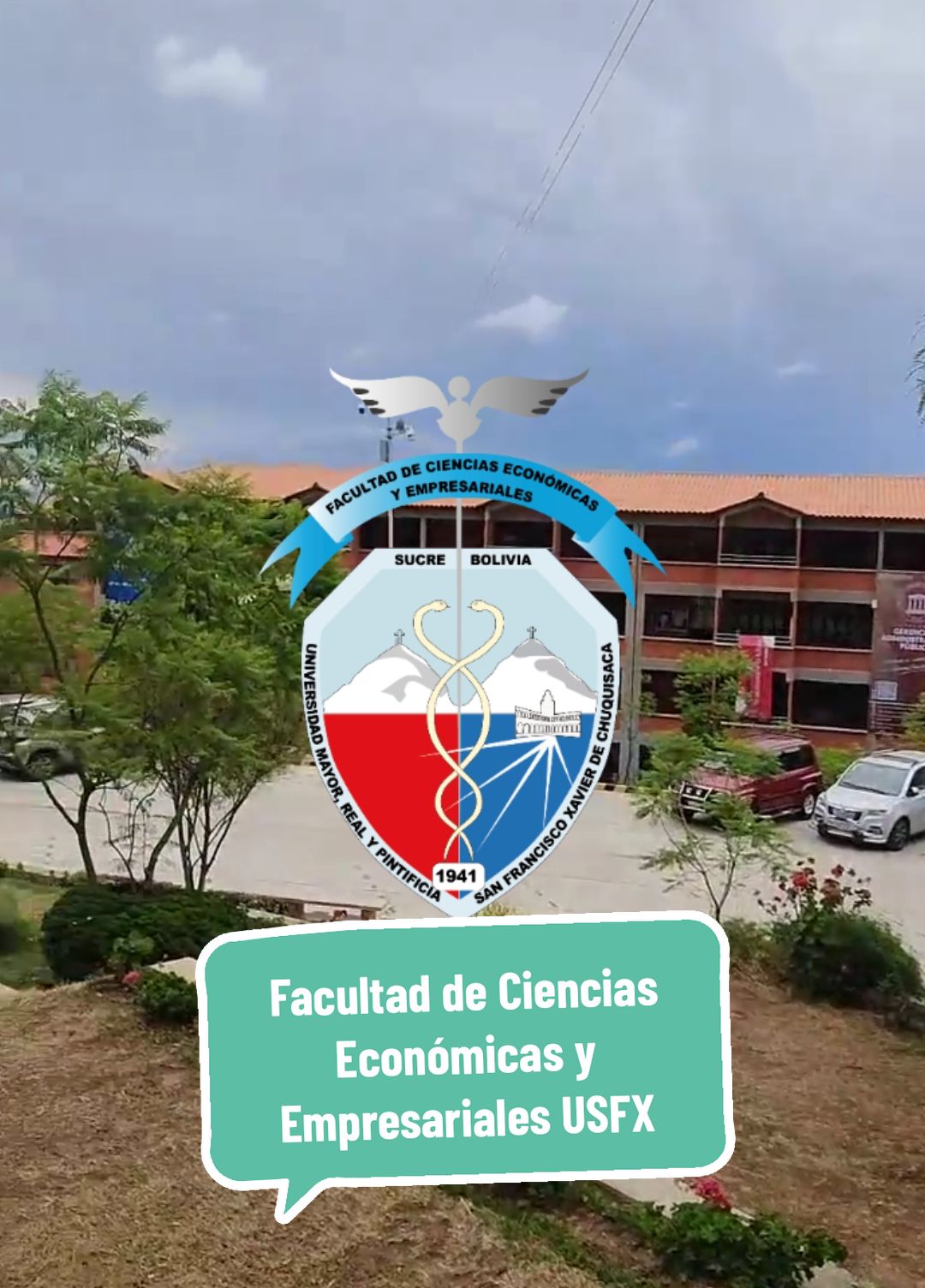 Veamos cómo es esta facultad por fuera, por si vas a estudiar algo de economía en Sucre, aquí te presento la Facultad de Ciencias Económicas y Empresariales 🔝 #fcee #usfx #sanfranciscoxavier #sucre #chuquisaca  #LIVEhighlights #TikTokLIVE #LIVE 