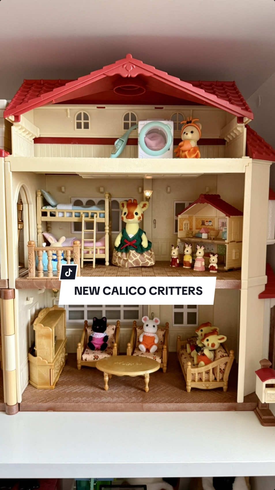 My calico critters have their own calico critters 😎 #calicocritters #sylvanianfamilies #sylvanian #miniaturedollhouse 