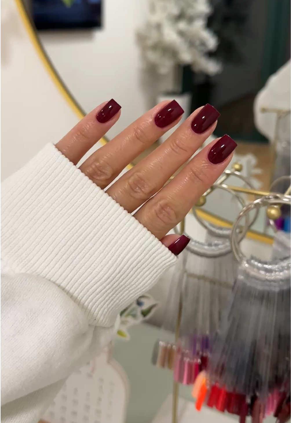 🌹🌹🌹 Jana Nails Colour 269/ She rider #nailstrend2024 #cherryblacknails #shortnails #autumnnails #winternails #fyp #viral #fy #rednails #cherrynails #nailsartvideos #nagelstudio #nailsvienna #goviral #cleannails #manicure #bordeaux #bordeauxnails #nailinspo #nailinspiration #nailart#Loveyourboobs 