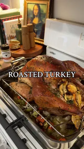 Making my very first roasted turkey with a little help from @Kinder's Flavors #KindersPartner #TasteOfKinders