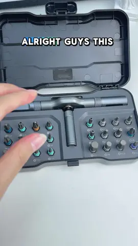 This ratchet screwdriver is a must have!#screwdriver #toolbox #screwdriverkit #diytools #tiktokshopblackfriday #tiktokshopcybermonday #fyp #hometools 