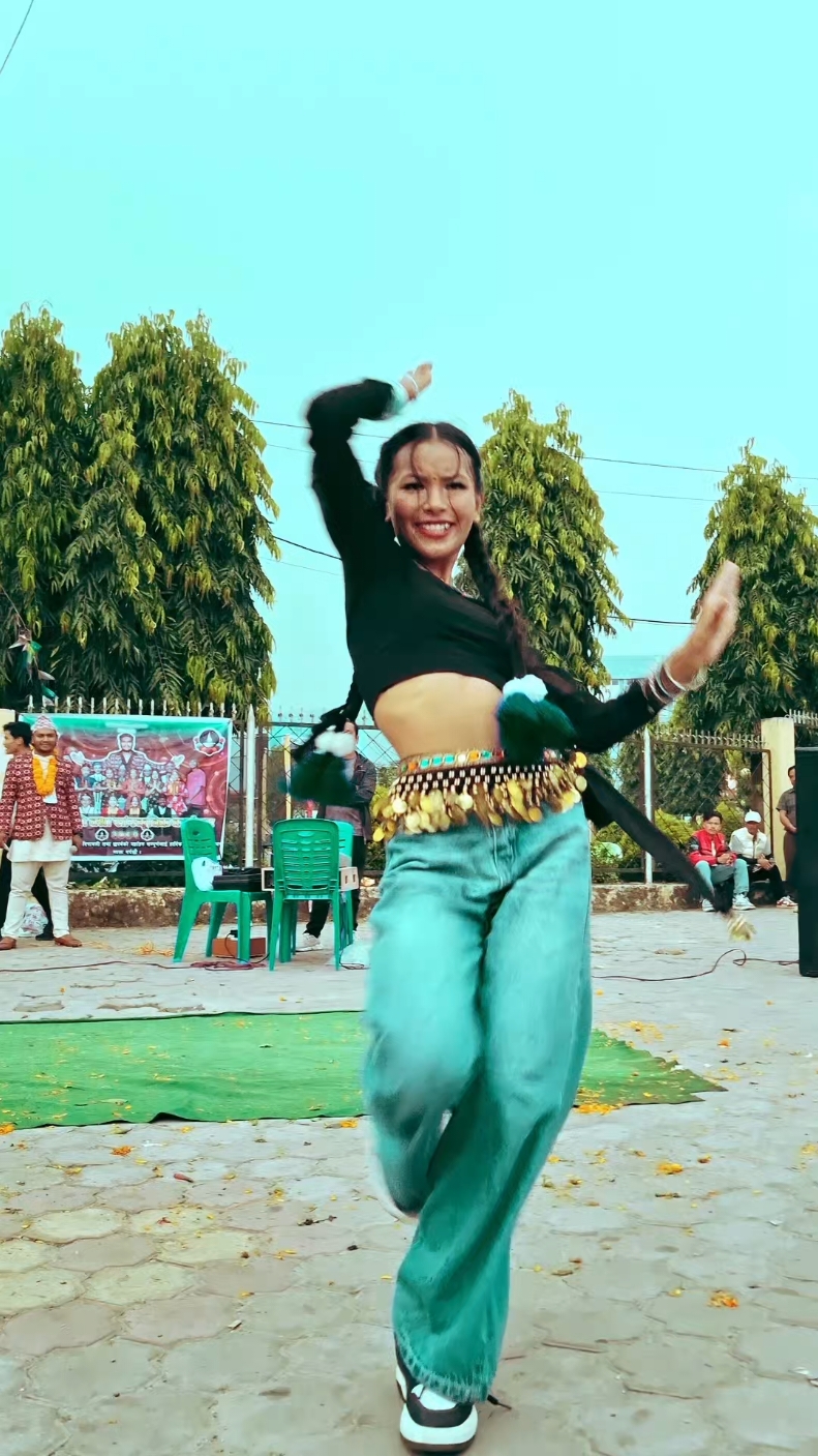 Our Student @Simran💫 Electrifying Dance Performance  Deusi Bhailo Edition  Cinematographer: @Gaurav श्रेष्ठ #warriordancecenter #dance #dancer #nepalitiktok #liveperformance #tranding 