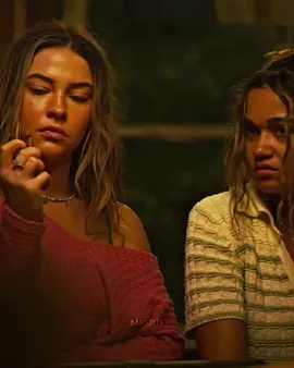 A kie nunca deixando a sarah fumar kkkkkk (com razao) #outerbanks#obxseason4#sarahcameron#kiaraedit#kiaracarrera#editfunk#fyp#foryoupagе 