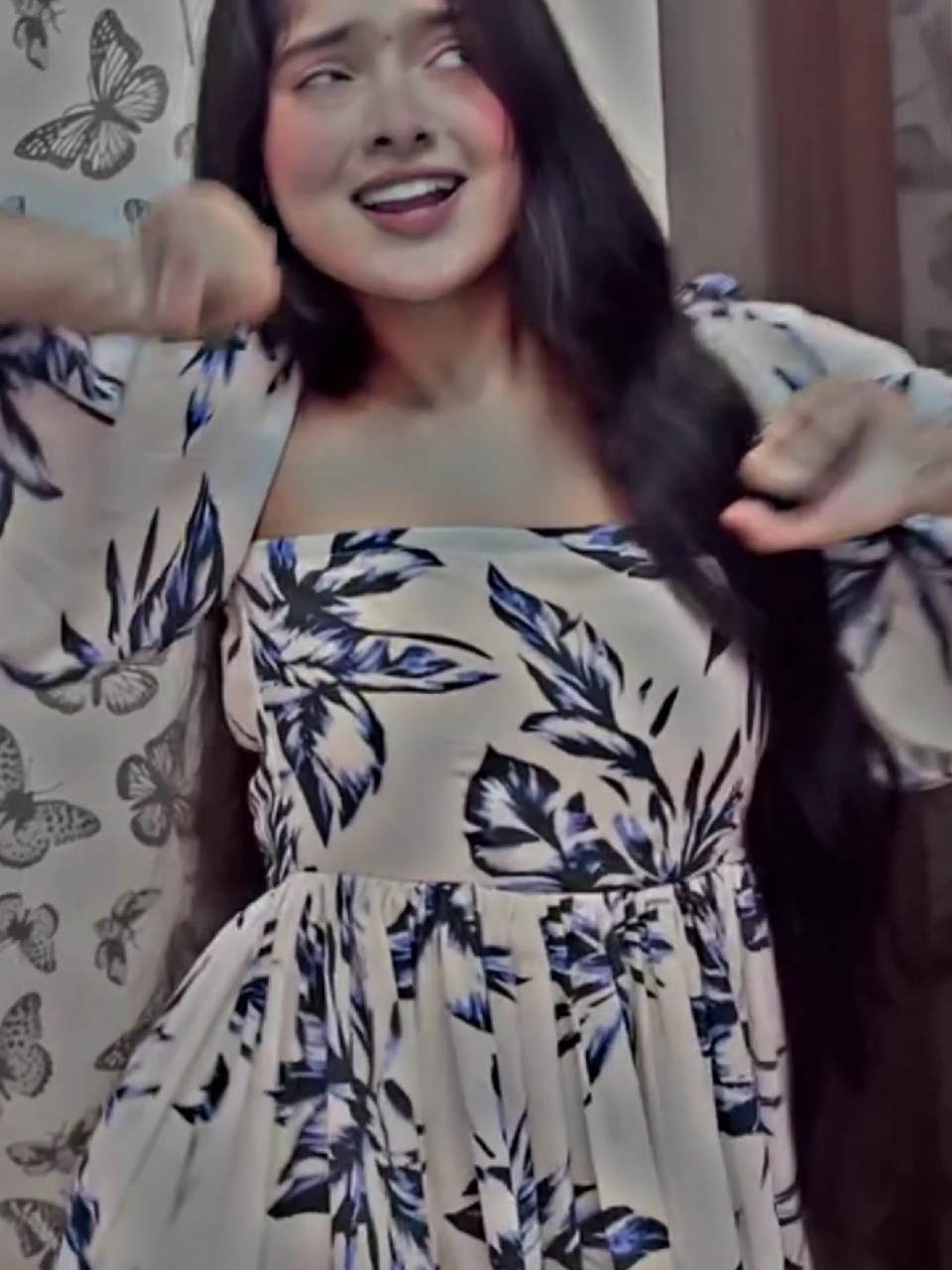 #ziba_wri8es #dance #blackediting #afghan #afghanpashtosong #song  #pashto #pashtoattan #attan #tiktok #songs  #buran_tv #buran_tv_tiktok #girldance #indiansong #indiasong #bollywooddance #bollywoodsong #afghandance #pashtodance #usa #pashtosong #fyp #fypシ #VIRAL #viralvideo #FORYOU #foryoupage #1million #1millionaudition #views  #usa_tiktok #dancevideo 