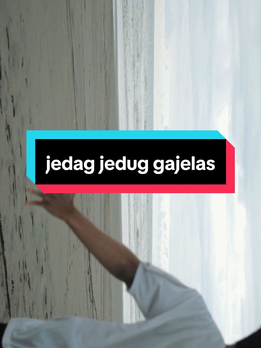 gatau apa ini namanya, orang jelek kali ya #fypシ #tiktok #music #jj #recap #adayinmylife #alieffea #estetik 