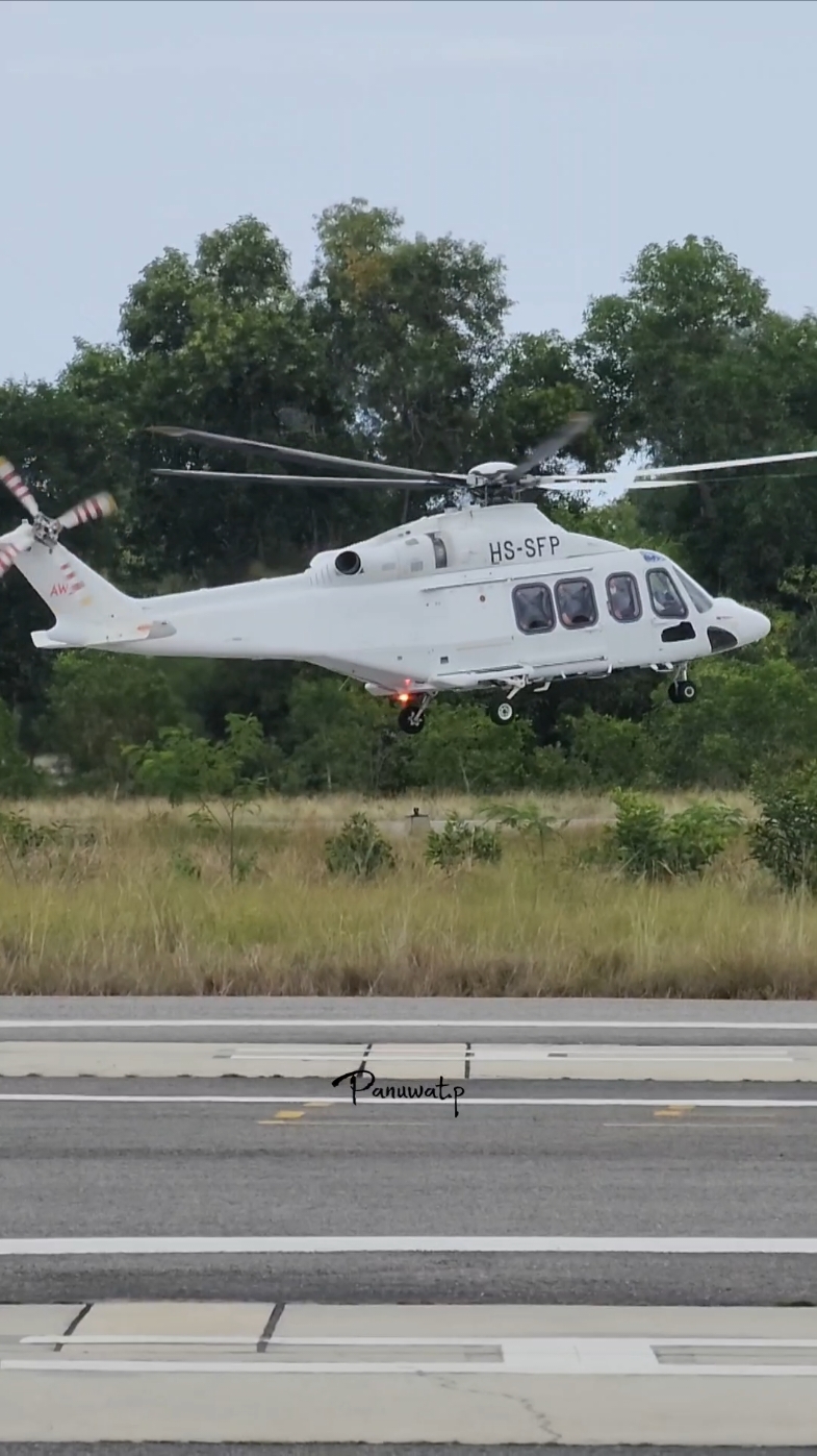 AW139 Helicopter Take off #สงขลา #songkhla #aw139helicopter #เฮลิคอปเตอร์ #aw139 #helicopter #aviation #flight 