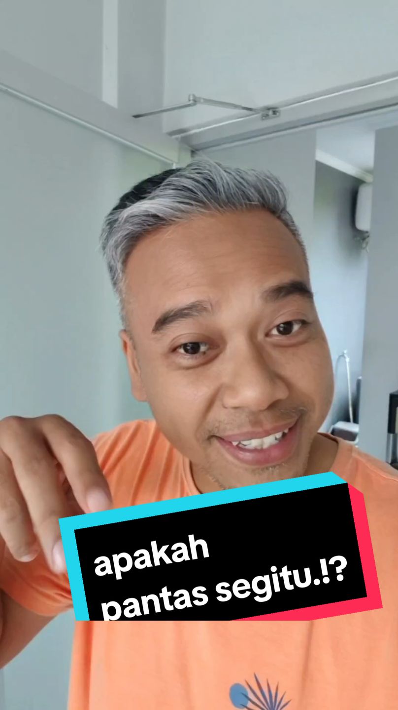 apakah layak jasa dan perjuangan kalian dinilaikan segitu ?  jangan lupa di posting ulang video ini agar temen² kita cepat sadar hehe 😅 