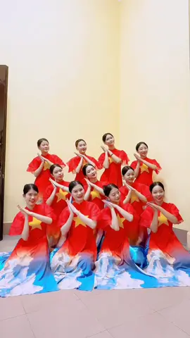 Nhiều hoa để chăm quá🥰 #fyp #tcmftu #ftu #chamhoa #xuhuong 