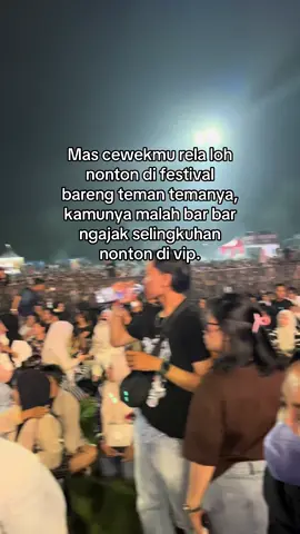 #selingkuhdikonser #ndx #palembang #13tahunndxaka #tours #palembangtiktok #jakabaringsportcity #tertangkapbasah #selingkuh #di #konser 