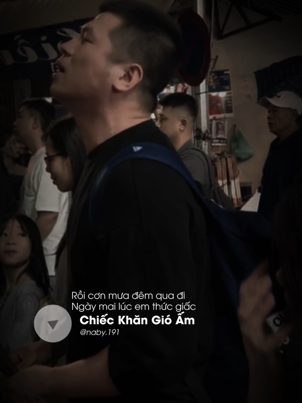 Rồi cơn mưa đêm... #chieckhangioam #nam_year24 #dg_music28 #quocnamusic #lyrics #music #nhaccover #theanh28 #dieuheentertaiment 