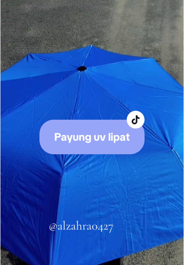 Tolong lah order hujung2 tahun ni kan musim hujan kejap lepastu panas. Sesuia beli payung seberguna ni. #payung #umbrella #payunglipat #payungmurah #fypシ #fyp 