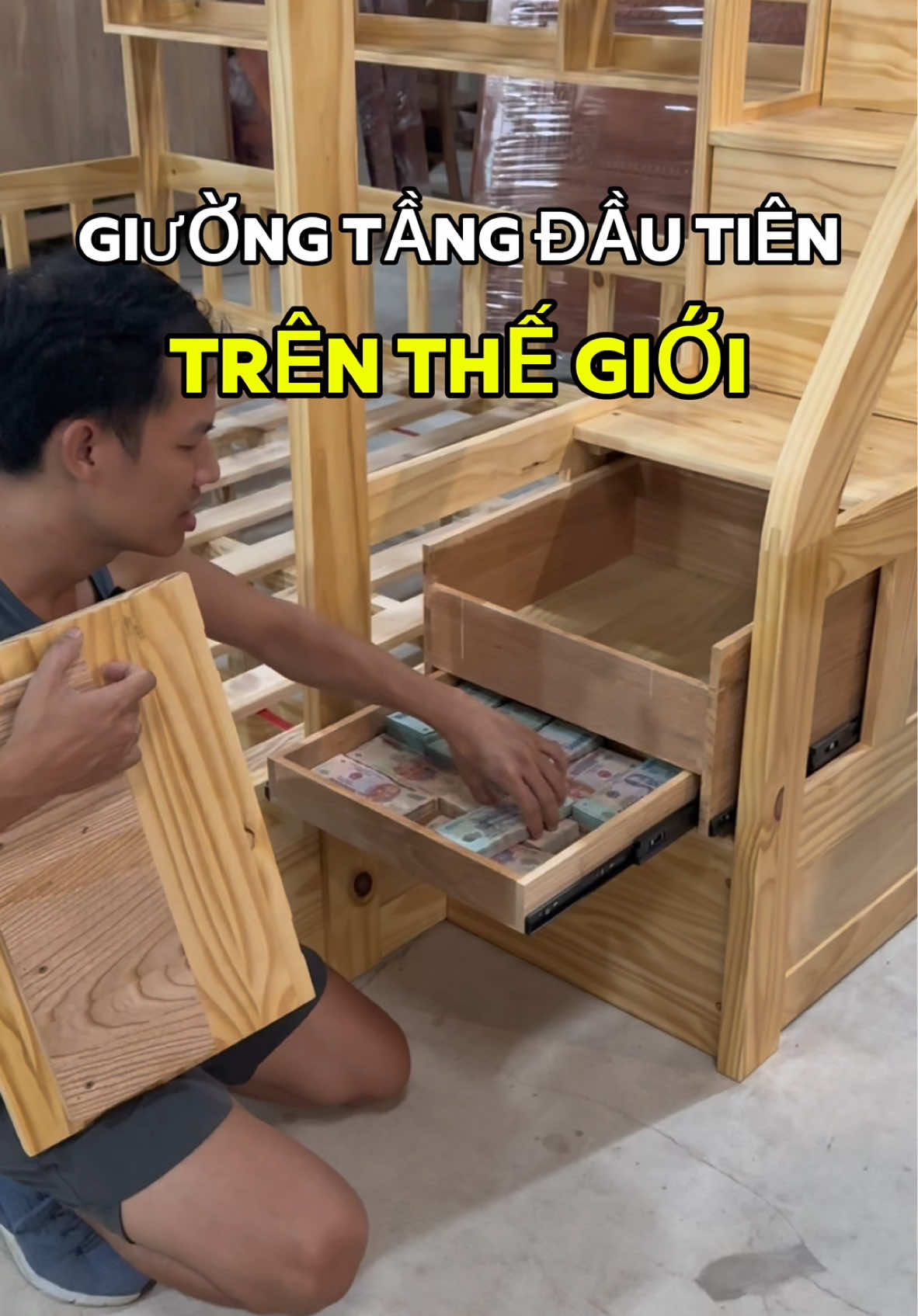 Giường tầng gỗ đầu tiên trên thế giới có hộc giấu tiền #hocgiautien #hocgiaudo #giuongtanggo #giườngtầng #giườngtầnggỗ #giuongtanghcm #giuongtangchobe