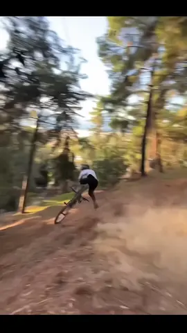 MTB FALL 😮‍💨  #mtb #downhill #fall #mtbrelax #freeride 