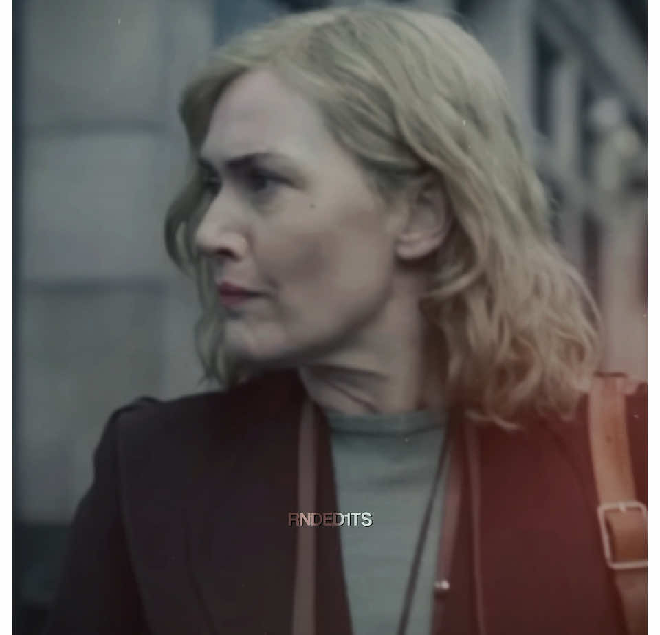 #LEE || pretend this edit is good #leemovie #leemiller #leemilleredit #leeedit #lee2023 #katewinslet #katewinsletedit #fyp #rnded1ts #viral @𖤐Louis𖤐 