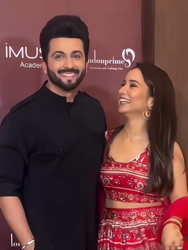 Beautiful couple ❤️ #dheerajdhoopar #viral #fyp #foryou #viral_video #explore 