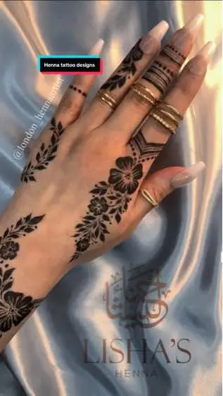 #creatorsearchinsights #hennadesigns #hennatattoodesign #khaleejihenna 