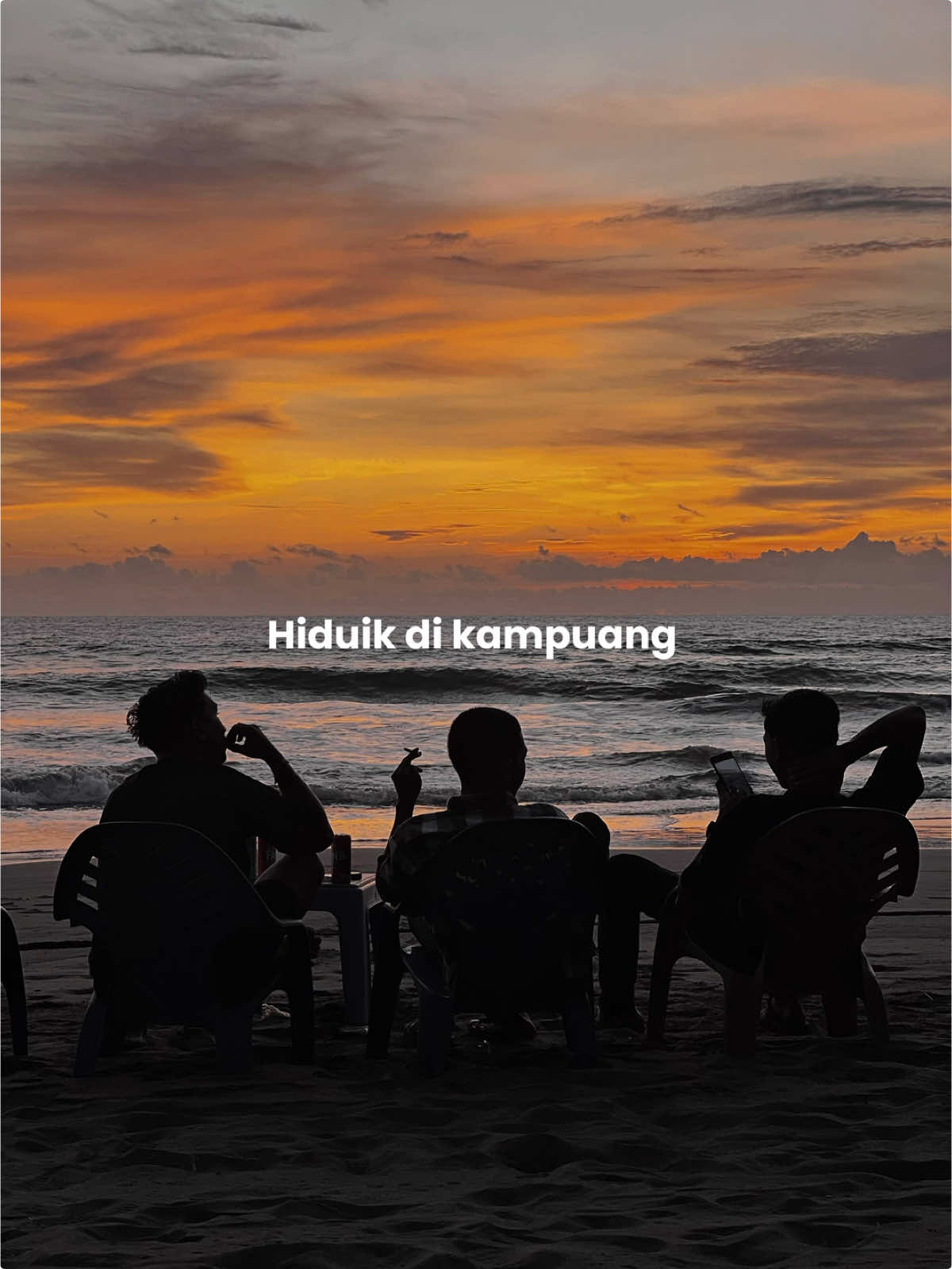 #CapCut susah bana hiduik di kampuang #storywa #lirikmusik #liriklagu #minangtiktok 