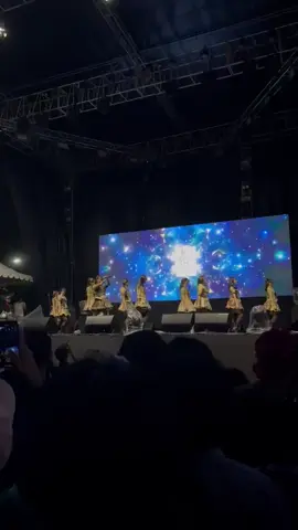 Heavy Rotation at Stovart Fest Unair Surabaya| 16.11.24 Archived by awayfromkeybo (X) #jkt48newera #fypシ 